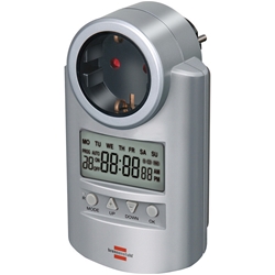 Brennenstuhl Primera-Line Zeitschaltuhr DT, digitale Timer-Steckdose (Wochen-Zeitschaltuhr mit Countdown-Funktion und erhöhter Berührungsschutz) Nr. 1507500